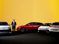 VWが初、独「ゴールデンステアリングホイール」で4部門制覇…『ゴルフGTI』や新型『Tロック』 画像