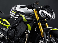 トライアンフ『スピードトリプル』にサーキット志向の新型「RX」登場、日本限定95台「Moto2エディション」も 画像