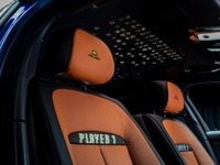 運転席は“PLAYER 1” ロールスロイスと8ビットゲームがコラボ!? 世界に1台の「ゴースト・ゲーマー」公開 画像