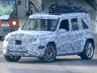 小さくてびっくり！ 噂のメルセデスベンツ「ベビーGクラス」、ついに実車をスクープ 画像