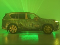 レクサス『LX』、映画『ウィキッド』の魔女をイメージしてカスタマイズ…車内でカラオケ可能 画像