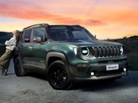 ジープの小型SUV『レネゲード』、“緑”の限定車「ノース スター エディション」を150台発売へ…547万円 画像