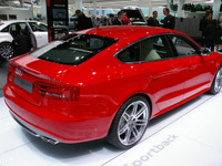 【フランクフルトモーターショー09】S5 スポーツバック…最強の5ドアクーペ 画像