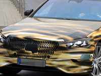 カモフラもすごいが車内も衝撃!? 最新メルセデスベンツ『Sクラス』はハイパースクリーンを採用 画像