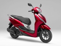 ホンダ『リード125』、キャンディーラスターレッドとバニラホワイトを追加し2026年1月発売…35万2000円 画像