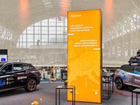 プジョーとマセラティがベース、ステランティスが自動運転テスト車両公開…レベル4実用化へ 画像