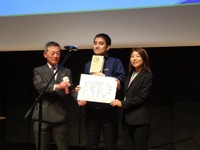 商用EV導入ワンストップサービスのeMotion Fleet、脱炭素ソリューション賞を受賞 画像