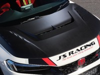ジェイズレーシング、FL5『シビックタイプR』用「ドライカーボンボンネット」と「フルチタンマフラー」を発売 画像