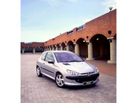 プジョー、『206』の生産累計が300万台を突破 画像