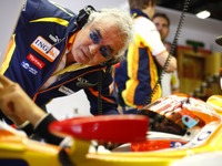 エクレストン、ブリアトーレ追放に反対票 画像