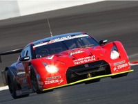 【MSジャパン09】日産、フェアレディZ ロードスターを特別先行展示 画像