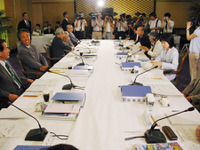 どうなる高速道路---明日の天王山へ向けて民営化委が最終調整 画像