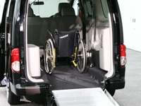 【東京モーターショー09】日産 NV200バネットタクシー はみんなのタクシー 画像