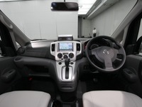 【東京モーターショー09】日産 NV200バネットタクシーの提案 画像