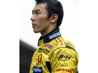 佐藤琢磨のレーシングブーツがネットオークションに 画像