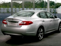 【東京モーターショー09】日産フーガはネコ科の動物 画像