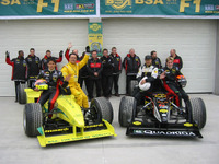 ミナルディ中国に上陸---14人にF1の“感触”を 画像