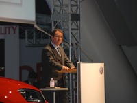 VGJのドリザス社長、民主党の政策を歓迎 画像