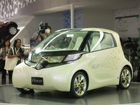 【東京モーターショー09】豊田トヨタ社長「HV一辺倒ではない」 画像