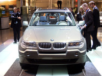 【デトロイトショー2003速報】BMW『xアクティビティ』…『X5』の弟『X3』の予告 画像