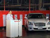 【日産 フーガ 新型】志賀COO「自信を持って世界に出せるクルマ」 画像