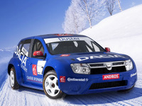 ルノー ダチアの新型、氷上レースでデビューへ…プロストを起用 画像
