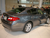 【日産 フーガ 新型発表】志賀COO「グローバルでは年4万台」 画像