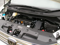 【ホンダ ステップワゴン 試乗】軽快でよく走りよく曲がる…松田秀士 画像