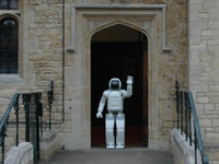 ホンダ ASIMO、英ウインザー城を訪問 画像
