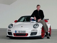 ポルシェ、911GT3RS でニュル24時間耐久に参戦 画像