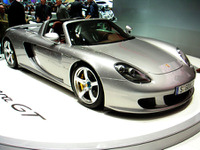 【ジュネーブショー2003速報】待ってました! ポルシェ『カレラGT』正式デビュー 画像