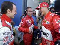 シューマッハvsバリケロ---おいしい対決は引き分けに 画像