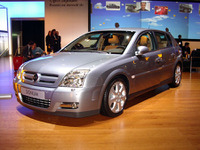 【ジュネーブショー2003速報】オペル『シグナム』に競合車は無い 画像