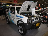 【東京オートサロン10】クスコがEV化した ジムニー を開発 画像