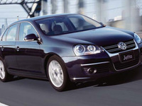 VW ジェッタ、バイキセノンヘッドライトなどを装備した特別仕様 画像