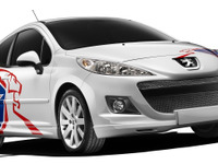 プジョー 207 にラリー優勝記念車 画像