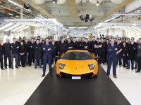 ランボルギーニ ムルシエラゴ、累計生産台数4000台を達成 画像