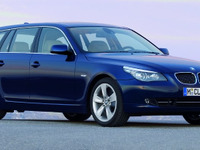 BMW 5シリーズツーリング 新型、ライプツィヒでワールドプレミア 画像