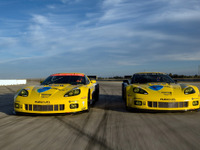 シボレー コルベットC6.R、最強のレーシングマシンが進化…5.5リットルV8は492ps 画像