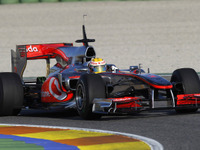 ハミルトン「レッドブルは馬鹿馬鹿しいほど速い」 画像