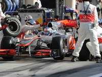 バトン「目標は表彰台」 画像