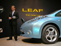 【日産 リーフ 予約開始】376万円から、発売は12月 画像