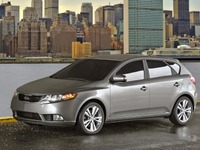 【ニューヨークモーターショー10】キアのコンパクト、フォルテ…5ドアハッチバックが新登場 画像