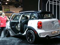 【ニューヨークモーターショー10】MINI カントリーマン 詳細画像 画像