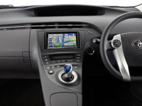 アルパイン、高感度地デジチューナーを内蔵したカーナビを発表 画像