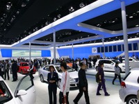 【北京モーターショー10】VW、中国に追加投資…新たに2工場 画像