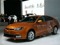 【北京モーターショー10】MG6、初期受注は1万台突破 画像