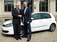 VW ゴルフEV のプロトタイプ披露 画像