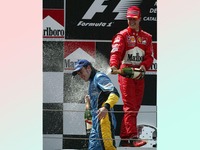 シューマッハ「ルノーはまだ脅威でない」 画像