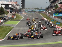 ウェーバー、セパンの雪辱を果たす今季初優勝…スペインGP 画像